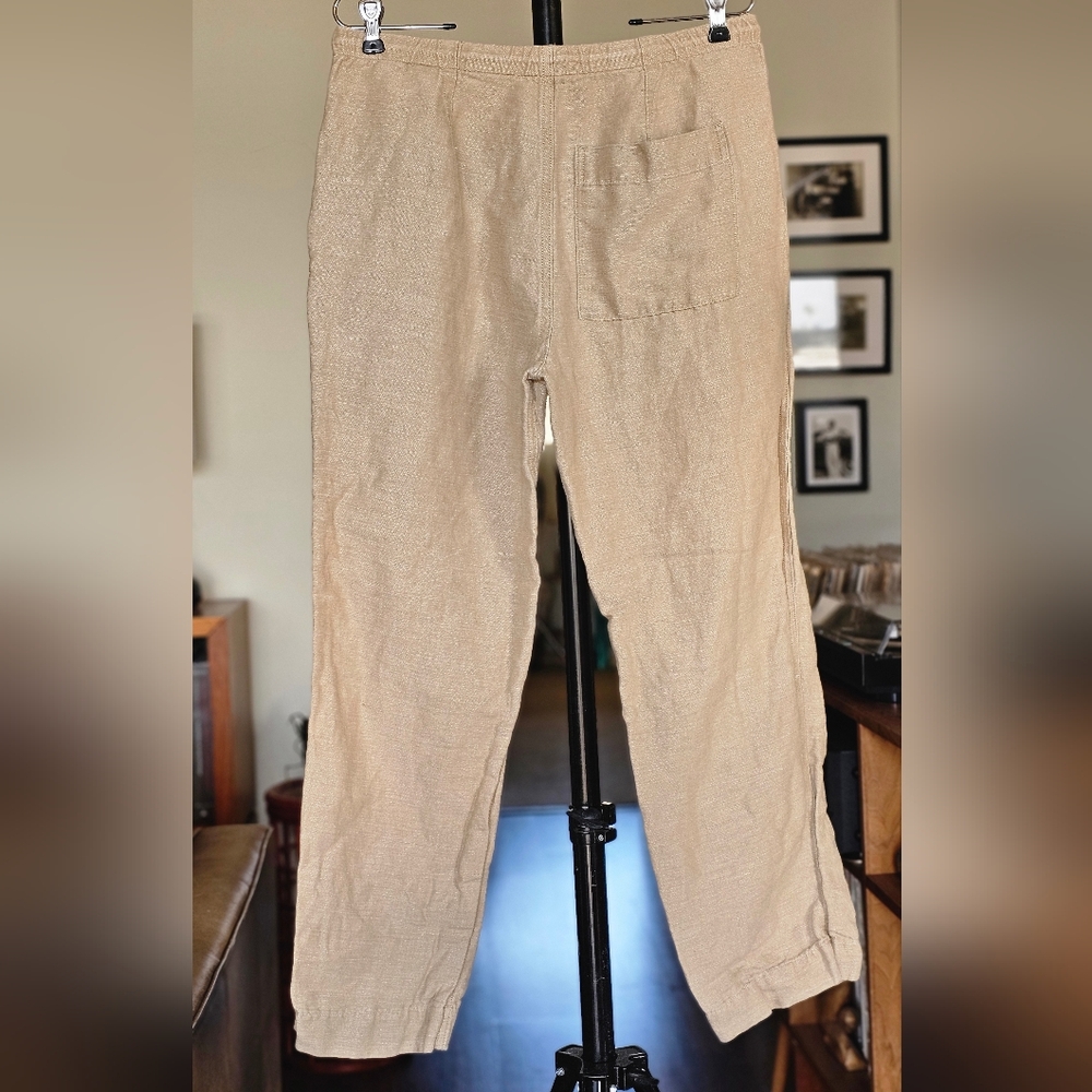Banana Republic Men's Relaxed Linen Cotton Pull-On Beach Pant - Picture 5 of 9